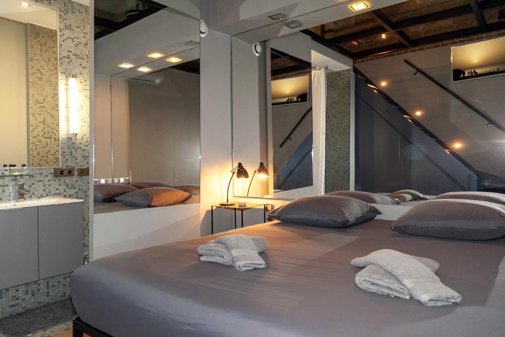 Appartement Loft Atypique Avec Terrasse, Calme Et Cosy à Paris Extérieur photo